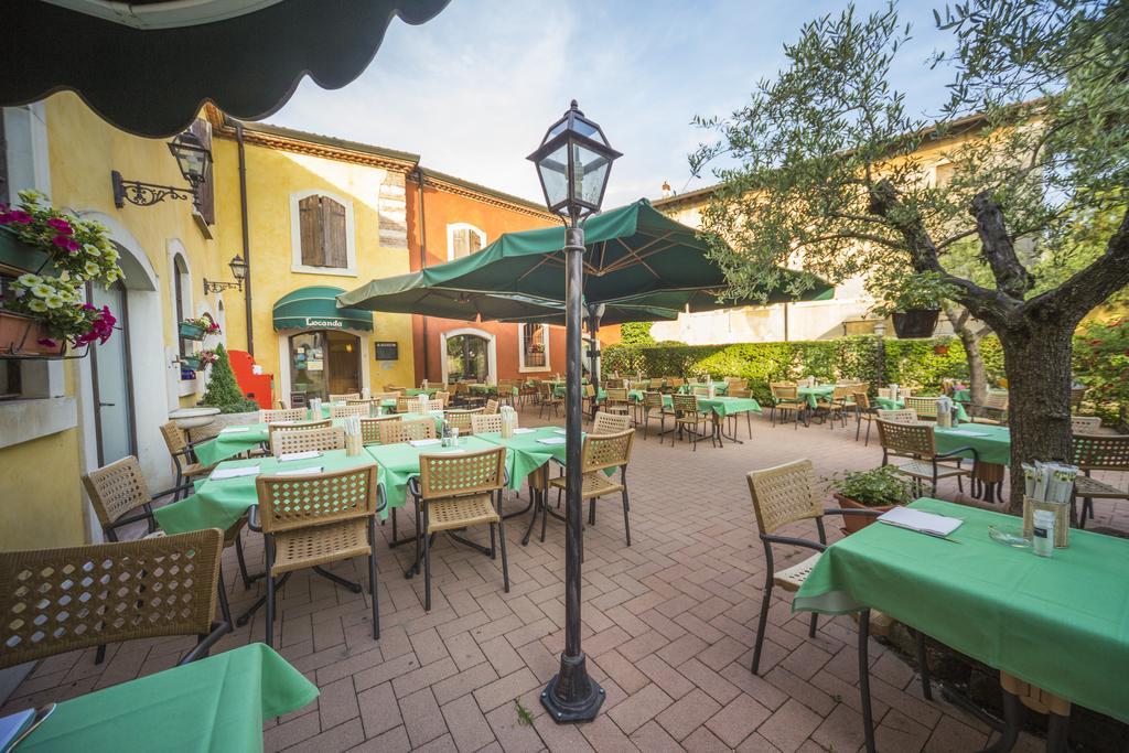 Hotel Antichi Cortili Доссобуоно Экстерьер фото