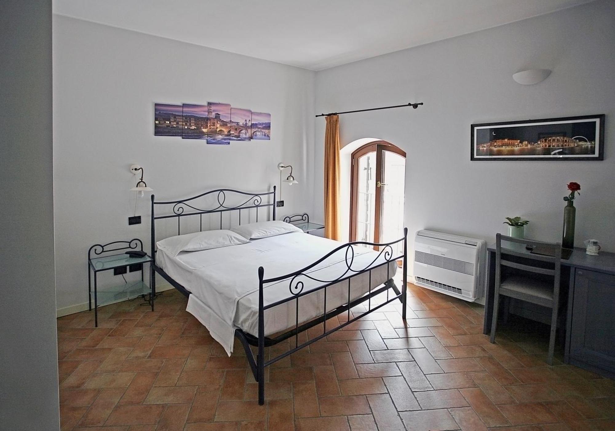 Hotel Antichi Cortili Доссобуоно Экстерьер фото