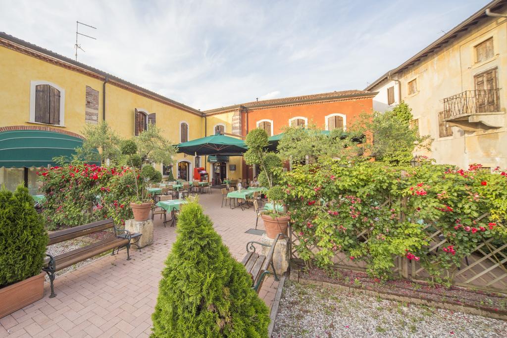 Hotel Antichi Cortili Доссобуоно Экстерьер фото