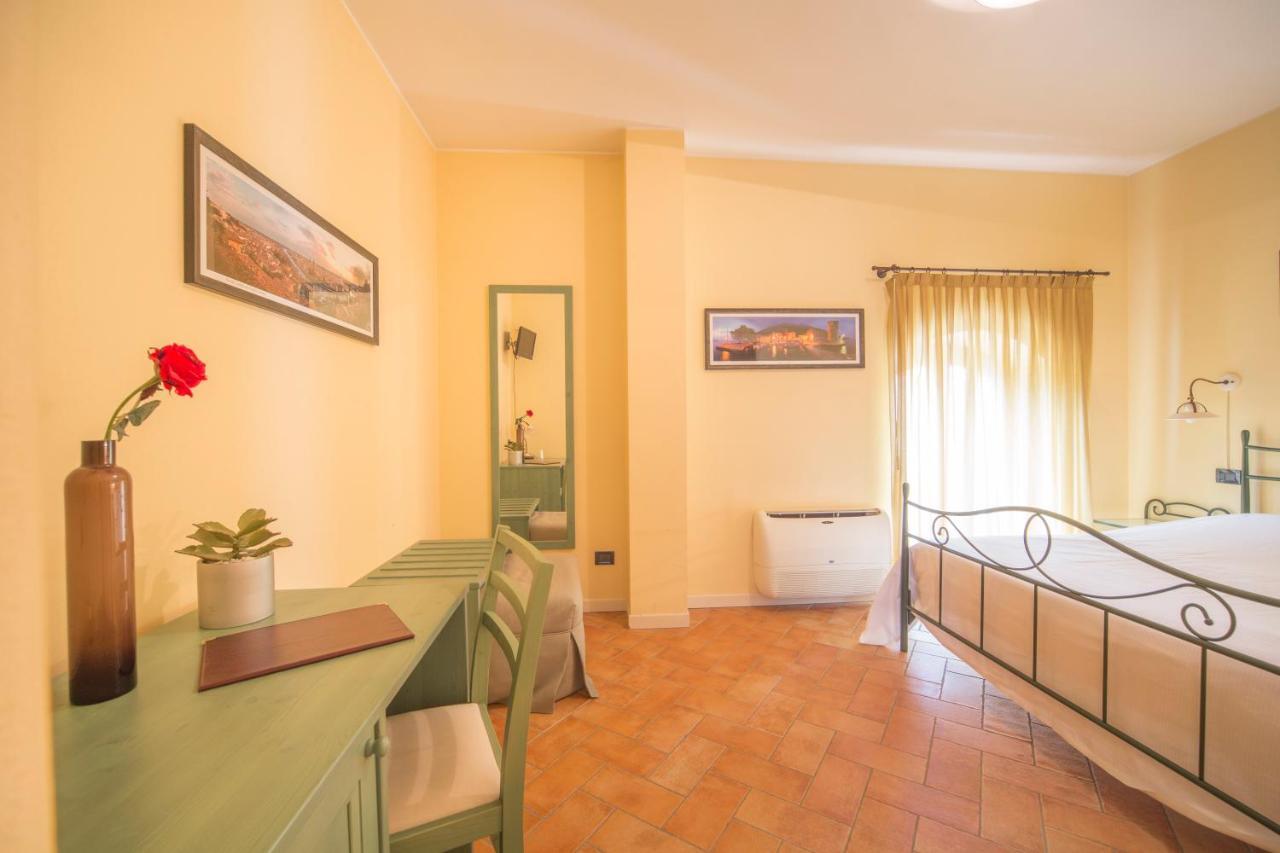 Hotel Antichi Cortili Доссобуоно Экстерьер фото